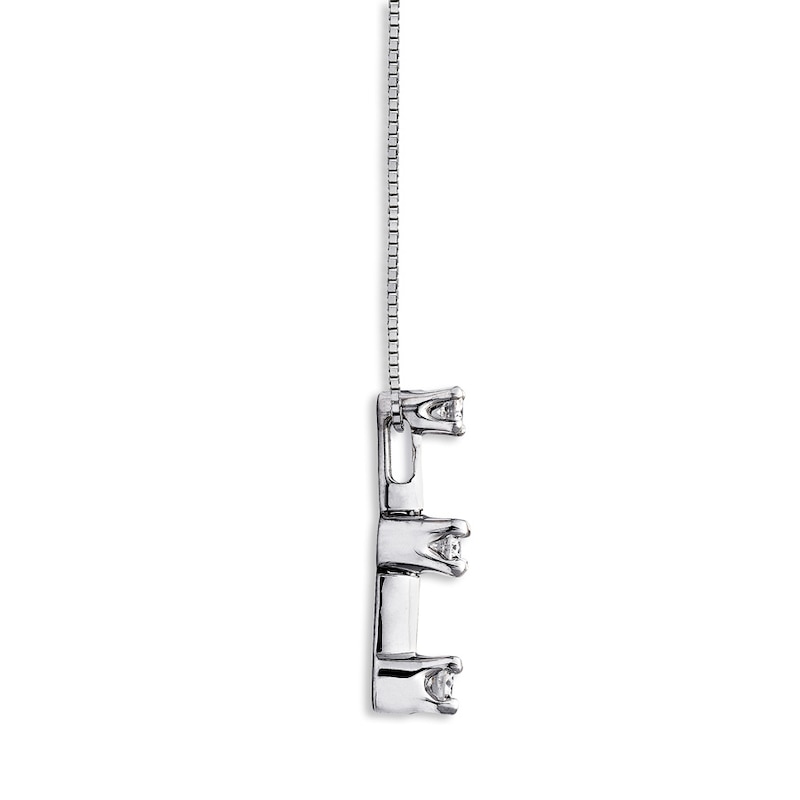 Main Image 2 of Previously Owned Diamond Necklace 1/4 ct tw 14K White Gold