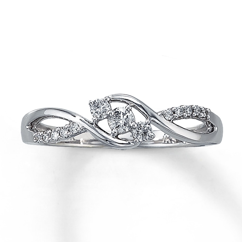 Previously Owned Ring 1/5 ct tw Diamonds 10K White Gold