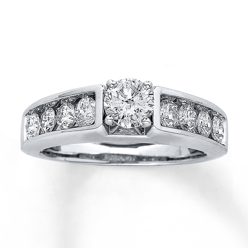 Previously Owned Diamond Engagement Ring 1-1/2 ct tw Round-cut 14K White Gold