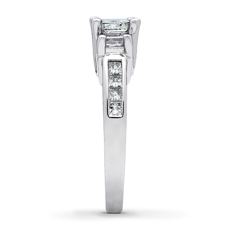 Main Image 3 of Previously Owned Ring 2 ct tw Diamonds 14K White Gold