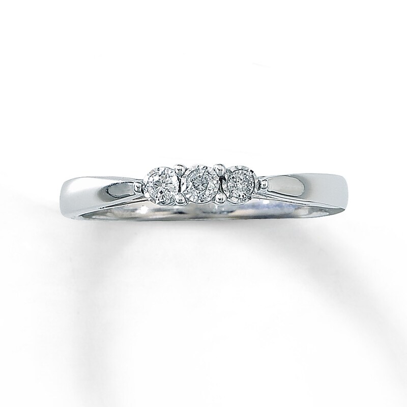 Main Image 1 of Previously Owned Three-Stone Diamond Ring 1/15 ct tw Round-cut 10K White Gold