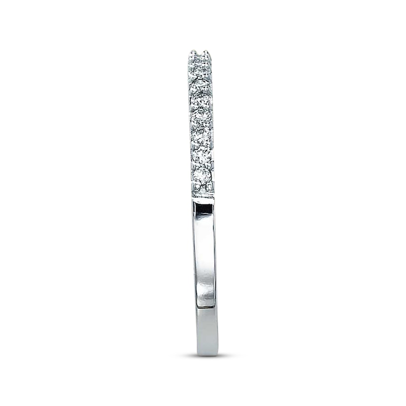 Main Image 3 of Previously Owned Diamond Wedding Band 1/4 ct tw Round-cut 14K White Gold