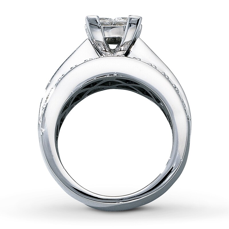 Main Image 2 of Previously Owned Diamond Engagement Ring 3-1/2 ct tw Princess & Round 14K White Gold