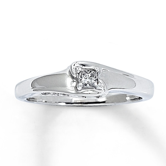 Previously Owned Diamond Promise Ring 1/5 ct tw Princess-cut 10K White Gold