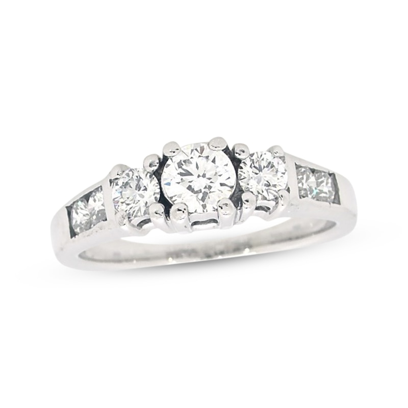 Previously Owned Round-Cut Engagement Ring 1/2 ct tw Diamonds 18K White Gold