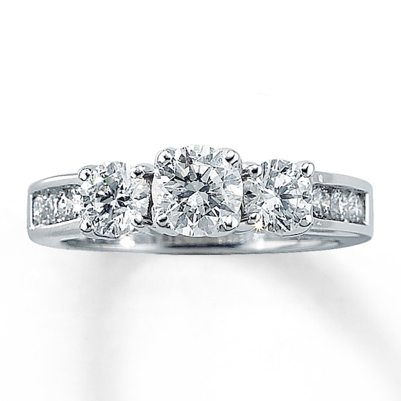 Previously Owned 3-Stone Diamond Ring 1-1/2 ct tw 14K White Gold