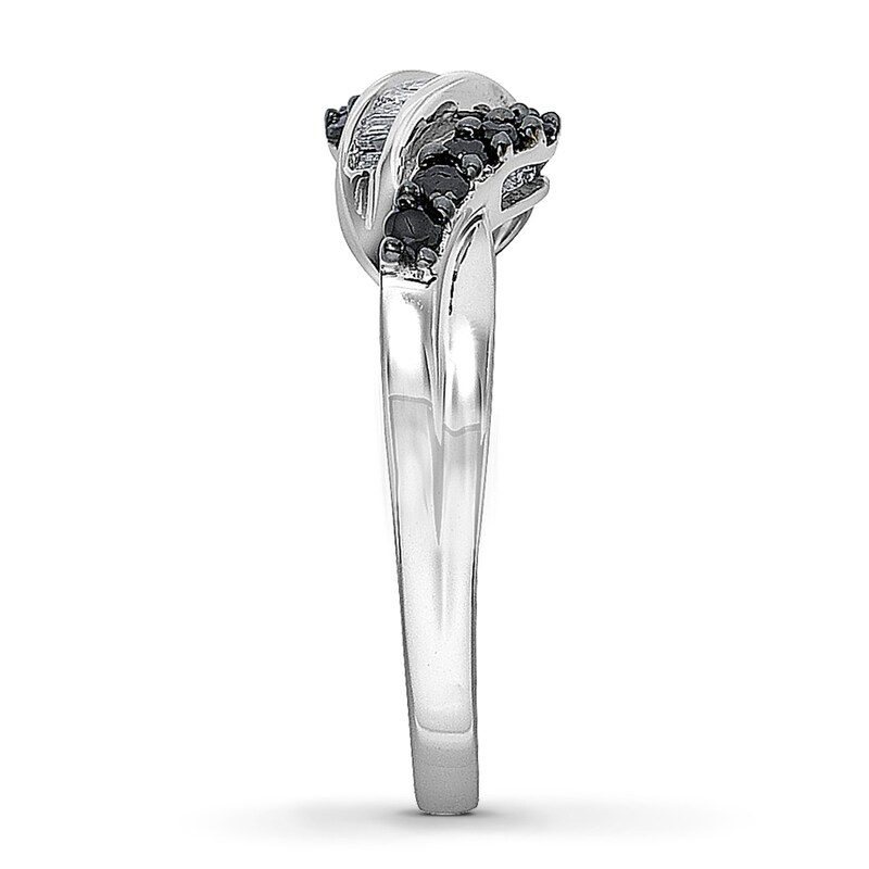 Main Image 3 of Previously Owned Black & White Diamond Ring 1/3 ct tw Baguette/Round 10K White Gold
