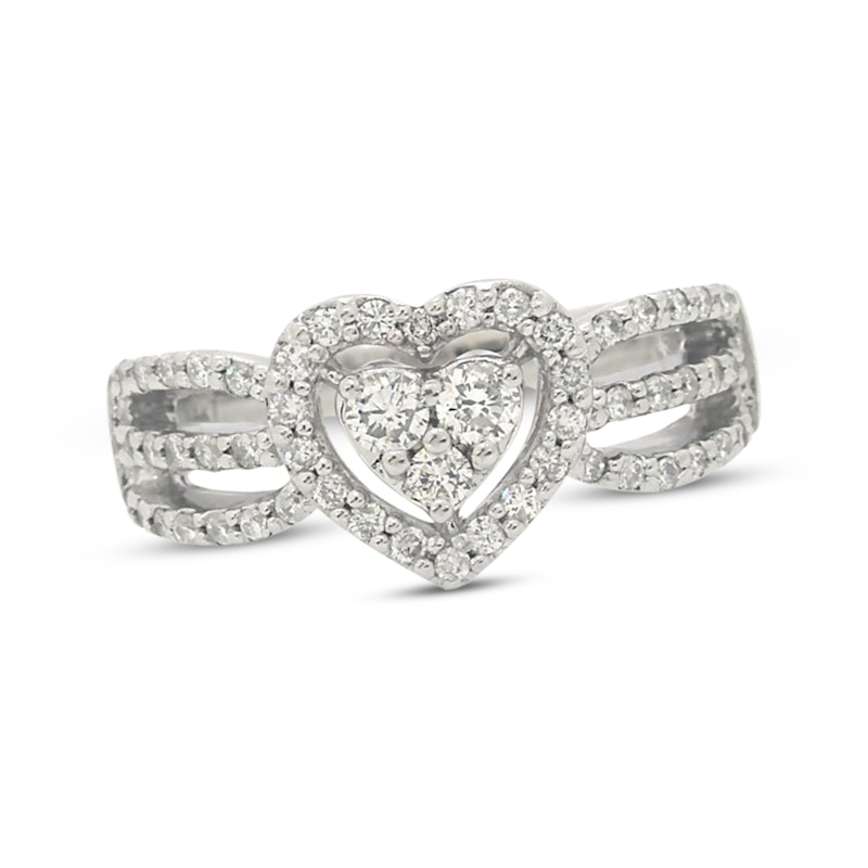 Main Image 1 of Previously Owned Diamond Heart Ring 1/2 ct tw Round-cut 14K White Gold