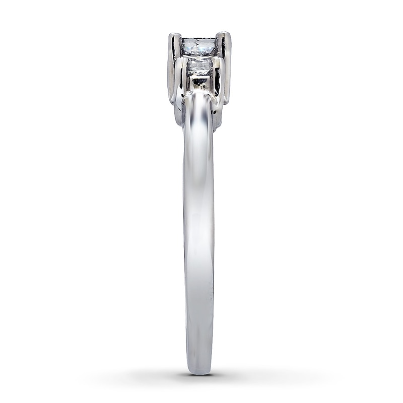 Main Image 2 of Previously Owned Ring 1/2 ct tw Diamonds 14K White Gold