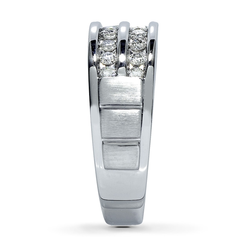 Previously Owned Men's Diamond Wedding Band 1/2 ct tw 10K White Gold