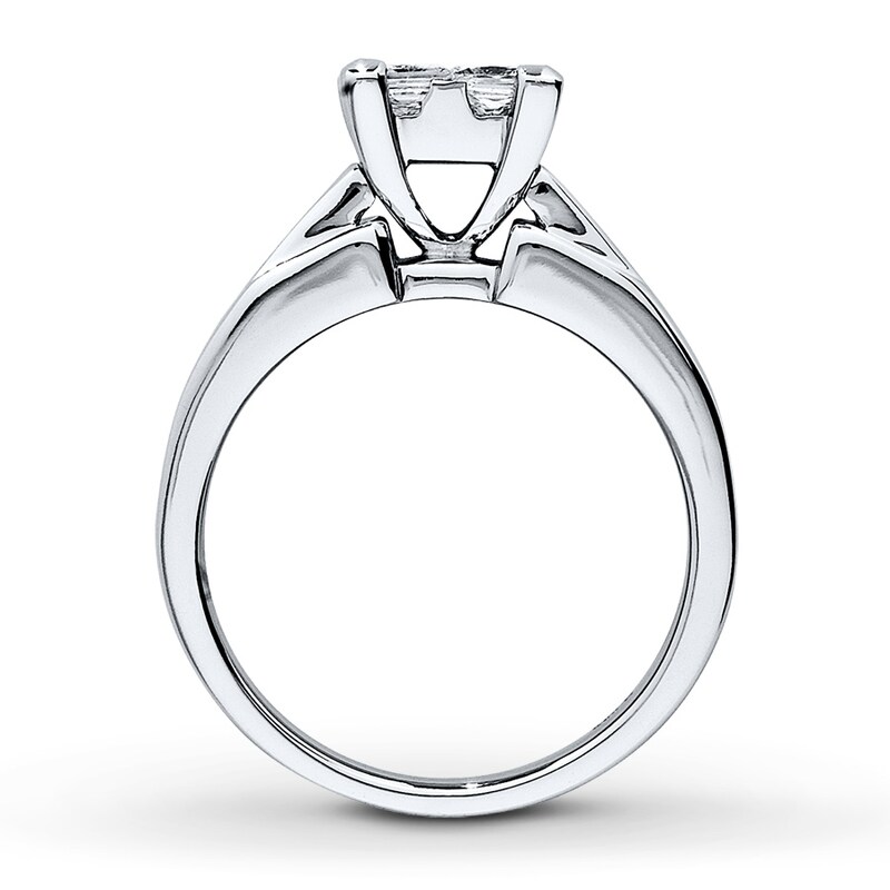Previously Owned Diamond Ring 1-1/2 cts tw 14K White Gold
