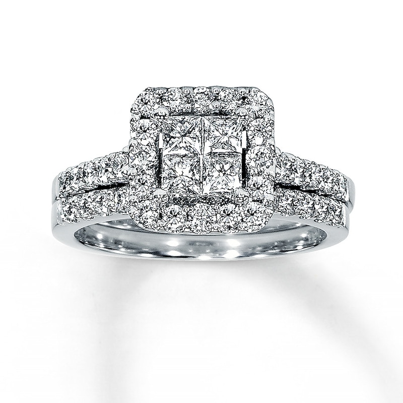 Main Image 1 of Previously Owned Diamond Bridal Set 1 1/5 ct tw 14K White Gold
