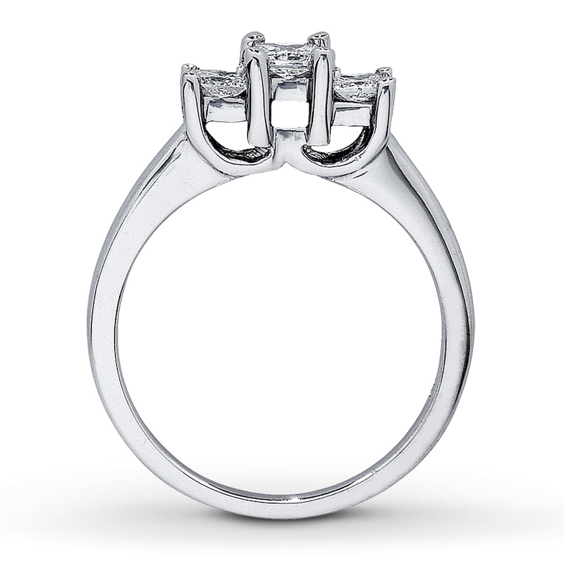 Main Image 2 of Previously Owned Ring 1/2 ct tw Diamonds 14K White Gold
