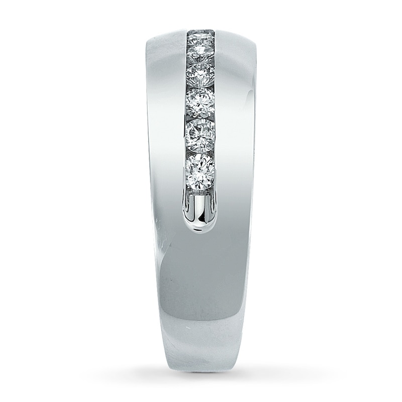 Previously Owned Men's Diamond Wedding Band 1/2 ct tw Round-cut 14K White Gold