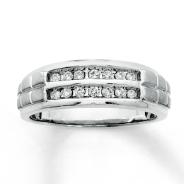 Previously Owned Ring 1/4 ct tw Diamonds 10K White Gold
