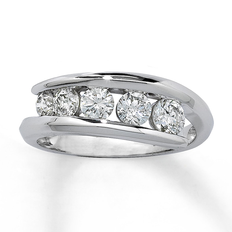 Main Image 1 of Previously Owned Diamond Ring 1 ct tw Round-cut 14K White Gold
