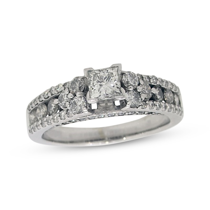 Main Image 1 of Previously Owned Diamond Engagement Ring 1-1/3 ct tw Princess-Cut 14K White Gold
