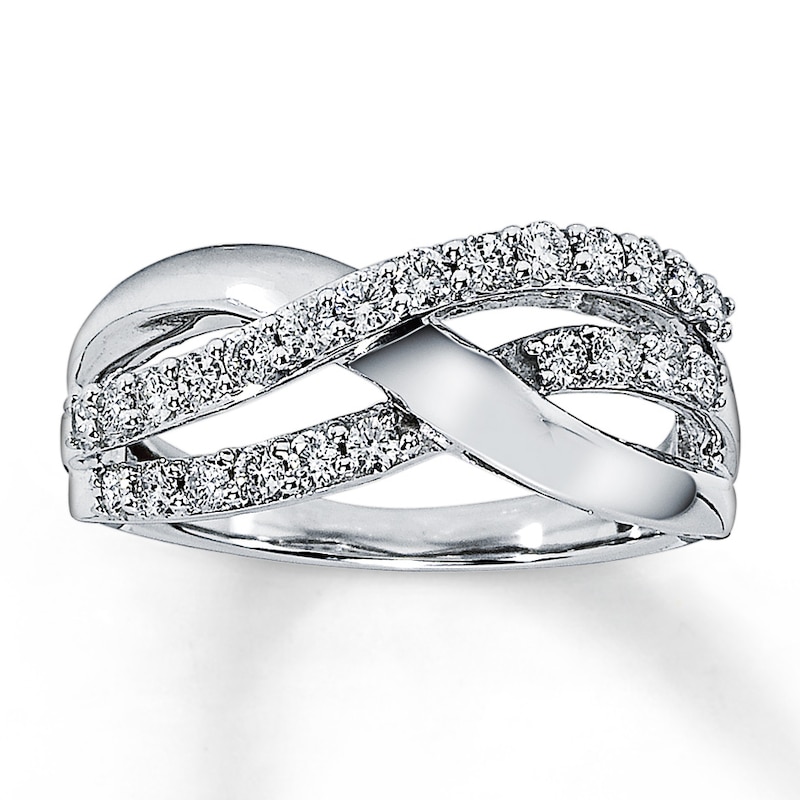 Main Image 1 of Previously Owned Diamond Ring 1/2 ct tw Round-cut 10K White Gold
