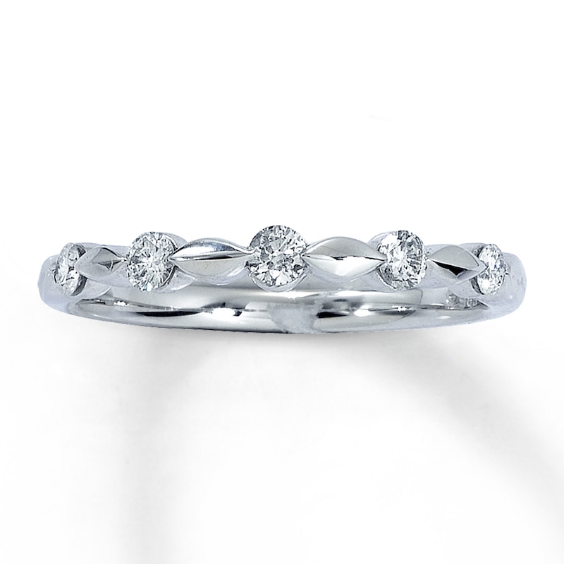 Main Image 1 of Previously Owned Diamond Anniversary Band 1/4 ct tw Round-cut 14K White Gold