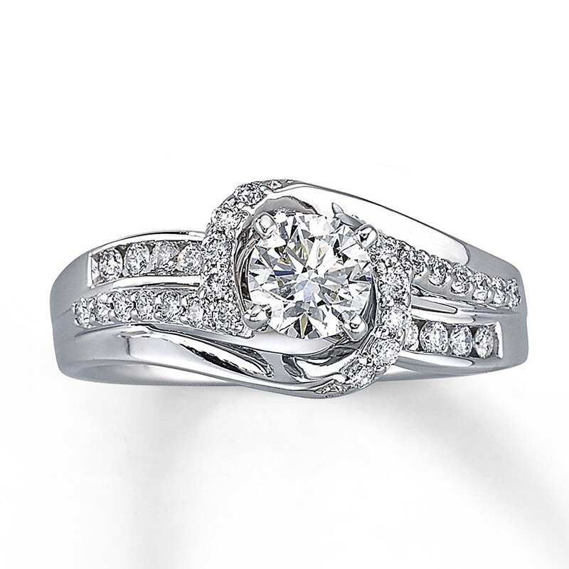Previously Owned Diamond Ring 5/8 ct tw Round 14K White Gold