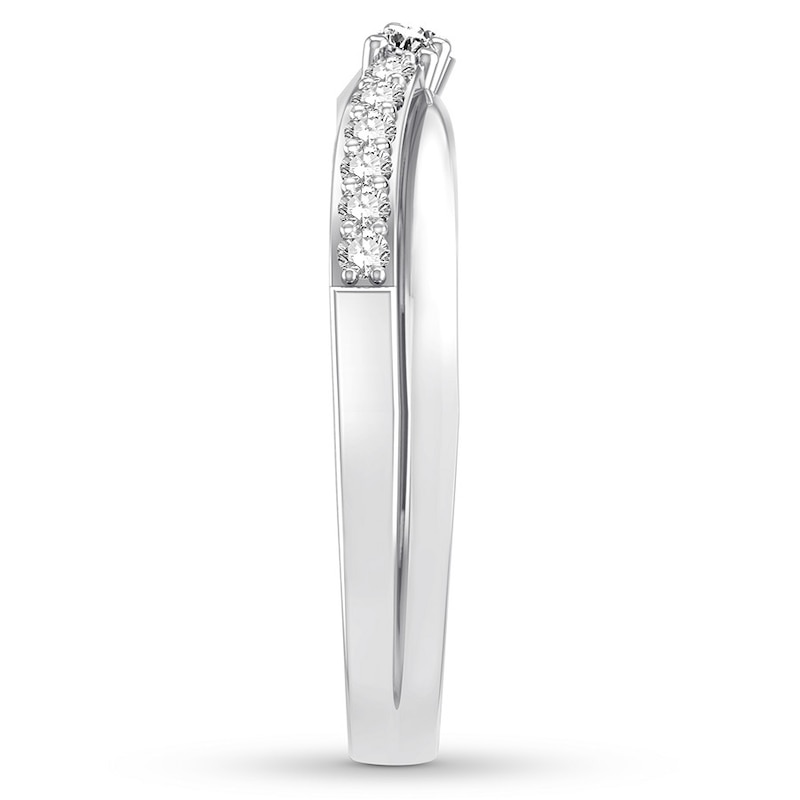 Main Image 3 of Previously Owned Diamond Wedding Band 1/4 ct tw Round-cut 14K White Gold