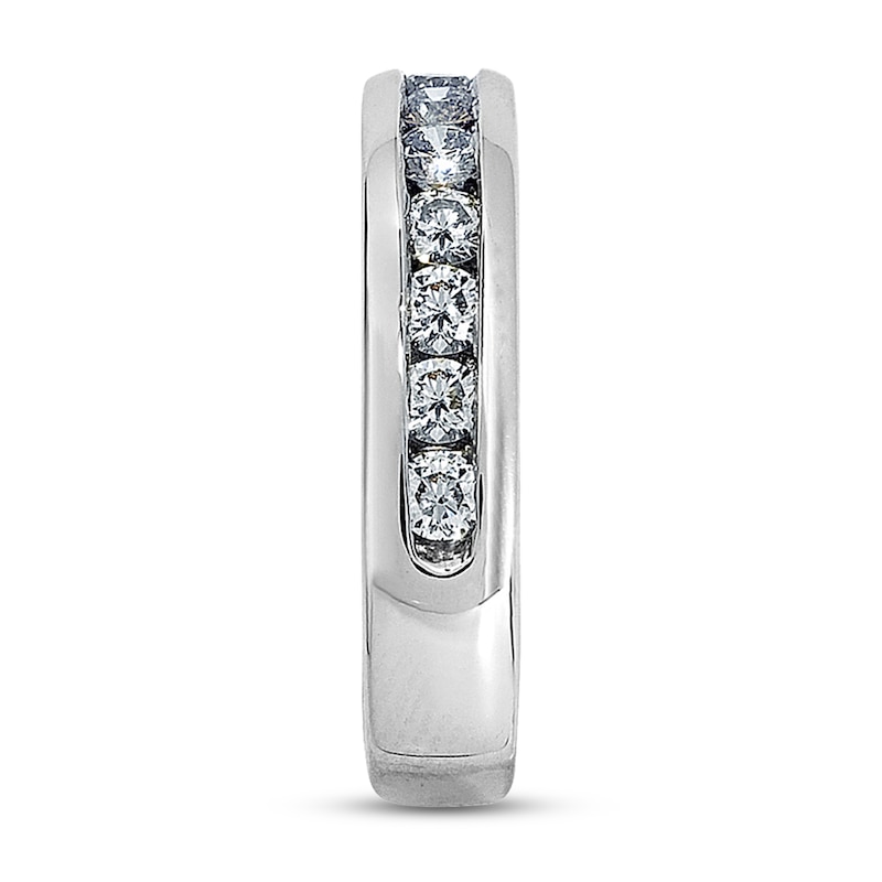 Previously Owned Diamond Anniversary Band 1 ct tw Round-cut 18K White Gold