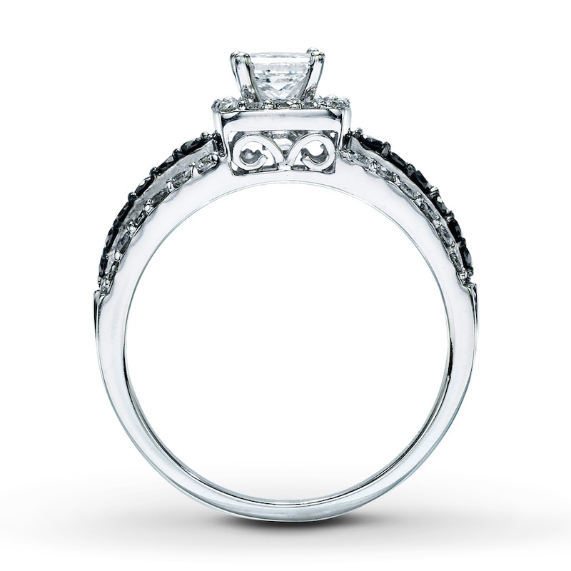 Main Image 2 of Previously Owned Diamond Engagement Ring 7/8 ct tw Princess-cut 14K White Gold