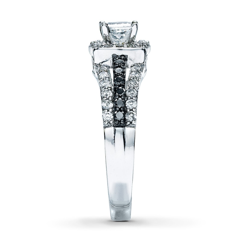 Main Image 3 of Previously Owned Diamond Engagement Ring 7/8 ct tw Princess-cut 14K White Gold