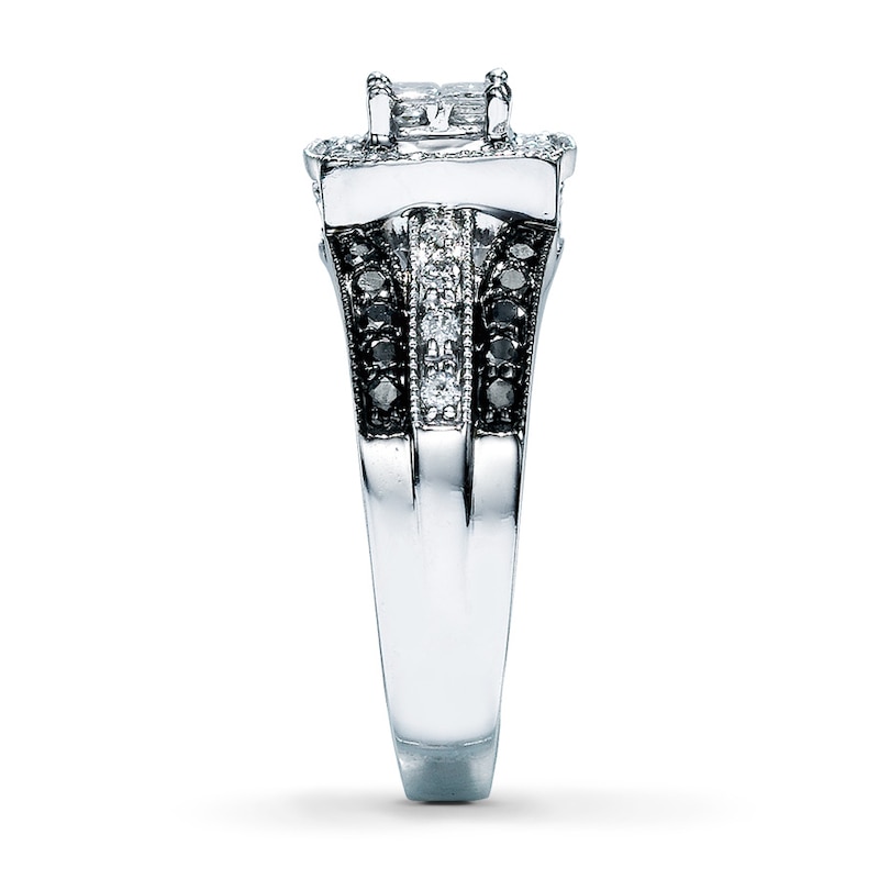 Main Image 3 of Previously Owned Ring 5/8 ct tw Diamonds 14K White Gold