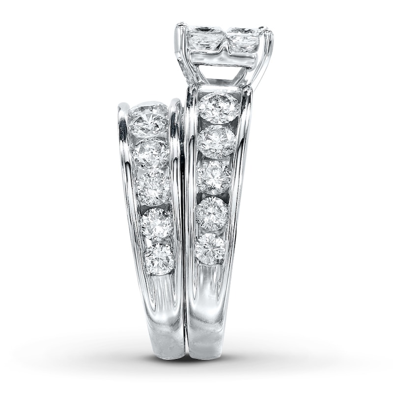 Main Image 3 of Previously Owned Diamond Bridal Set 4 ct tw Princess-cut 14K White Gold