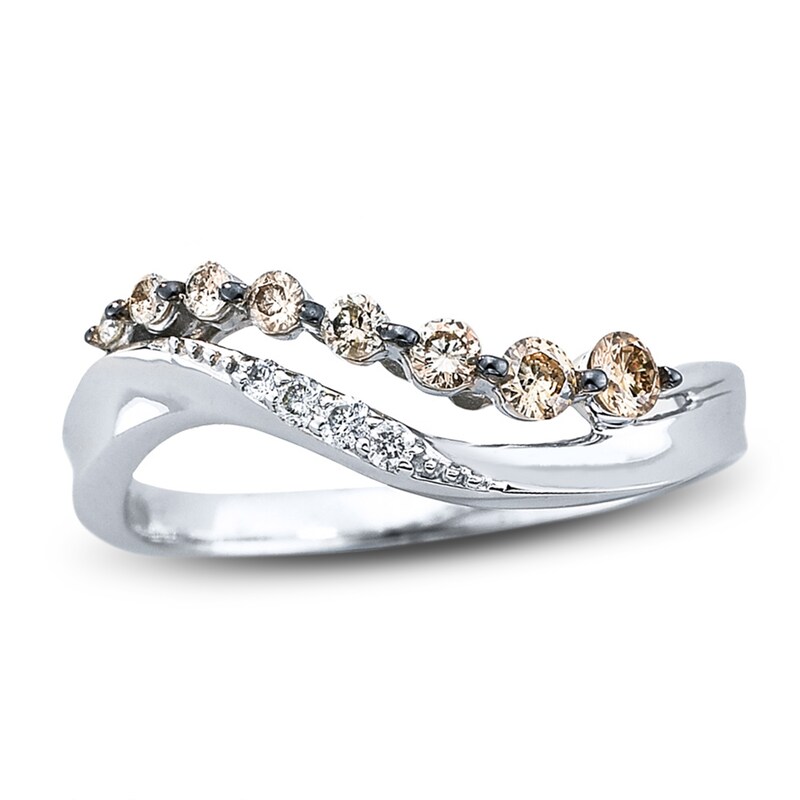 Previously Owned Diamond Ring 1/3 ct tw Round-cut Sterling Silver