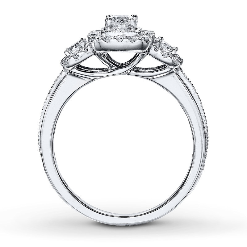 Main Image 2 of Previously Owned Diamond Engagement Ring 3/4 ct tw Round-cut 14K White Gold