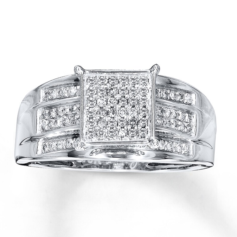 Main Image 1 of Previously Owned Diamond Engagement Ring 1/4 ct tw Round-cut 10K White Gold