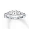 Thumbnail Image 1 of Previously Owned Diamond Ring 1-1/2 ct tw 14K White Gold