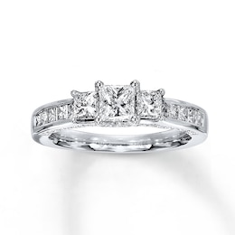 Previously Owned Diamond Ring 1-1/2 ct tw 14K White Gold