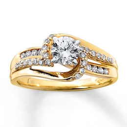 Previously Owned Diamond Ring 5/8 ct tw 14K Yellow Gold