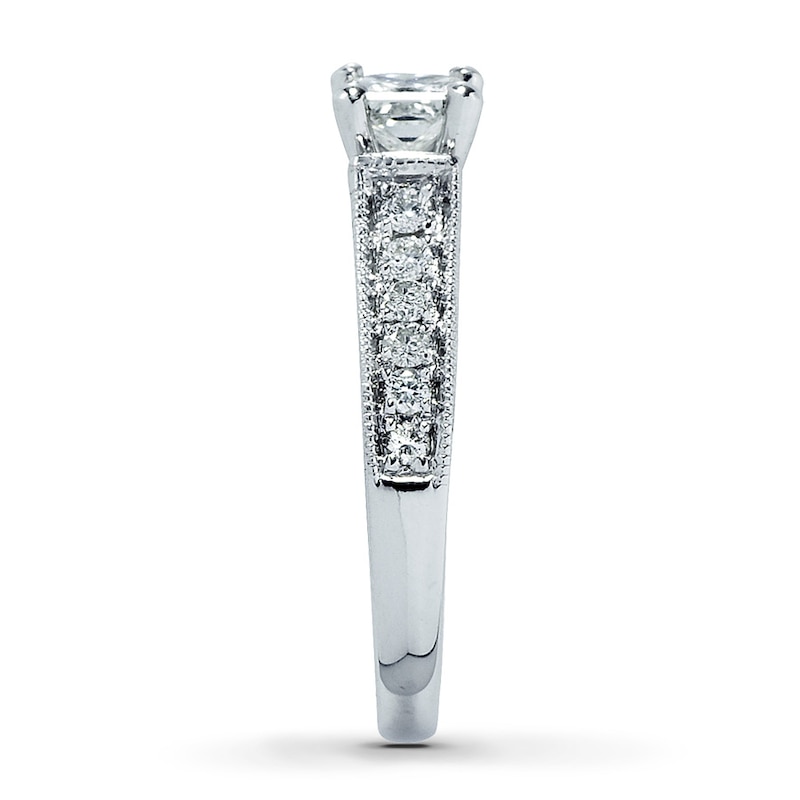 Main Image 3 of Previously Owned Diamond Ring 3/4 ct tw 14K White Gold