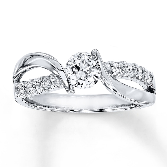 Previously Owned Diamond Engagement Ring 3/4 ct tw Round-cut 14K White Gold