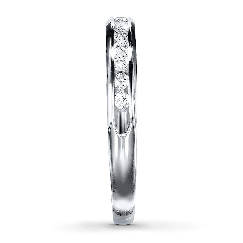 Main Image 3 of Previously Owned Diamond Anniversary Band 1/4 ct tw Round-cut 14K White Gold