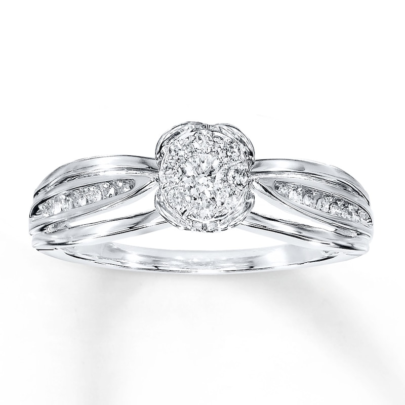 Previously Owned Ring 1/5 ct tw Round-cut Diamonds 10K White Gold