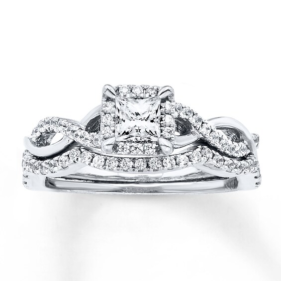 Previously Owned Diamond Bridal Set 3/4 Carat tw 14K White Gold