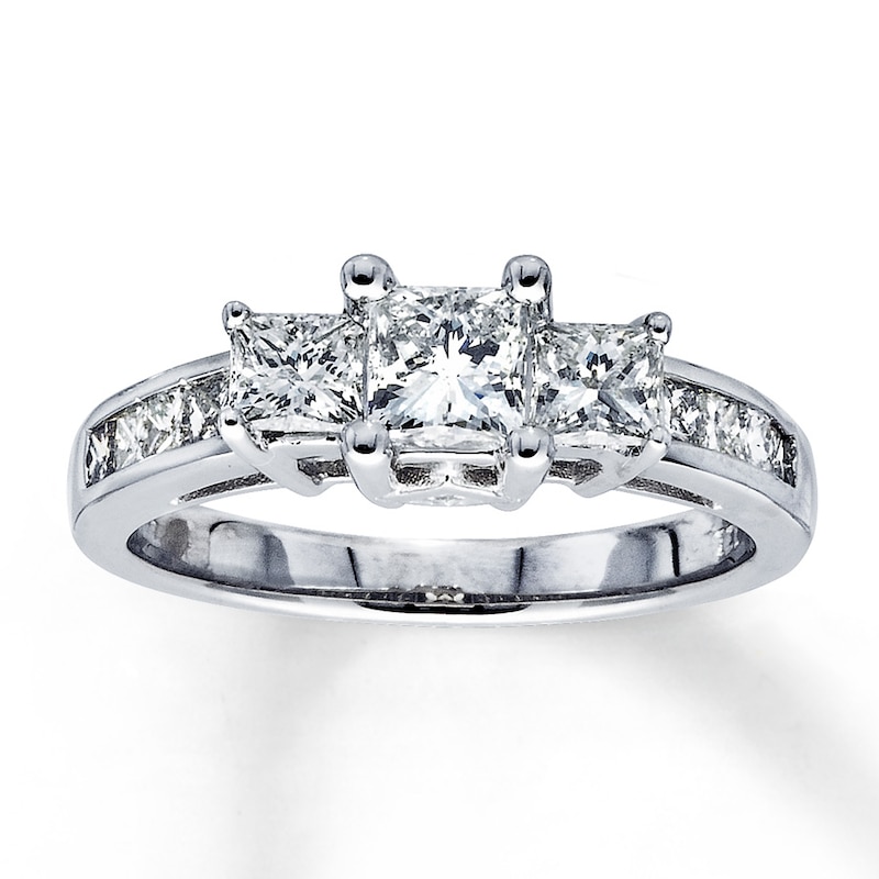 Main Image 1 of Previously Owned Diamond Ring 1-1/2 ct tw Princess-Cut 14K White Gold