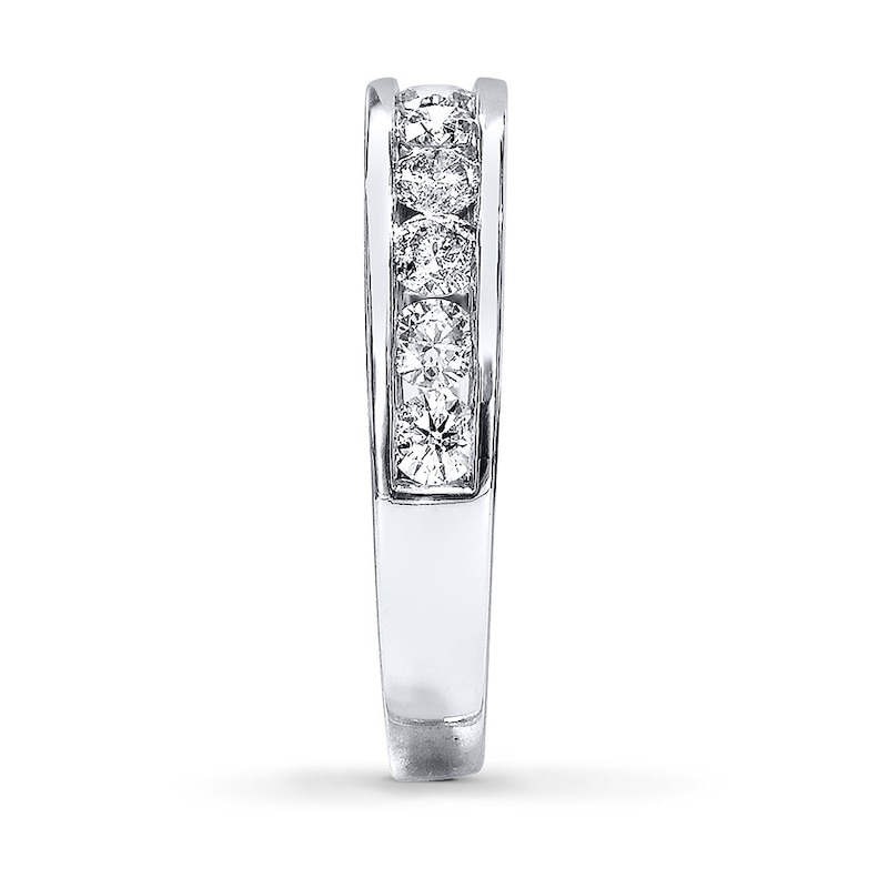 Main Image 3 of Previously Owned Diamond Wedding Band 7/8 ct tw 14K Gold