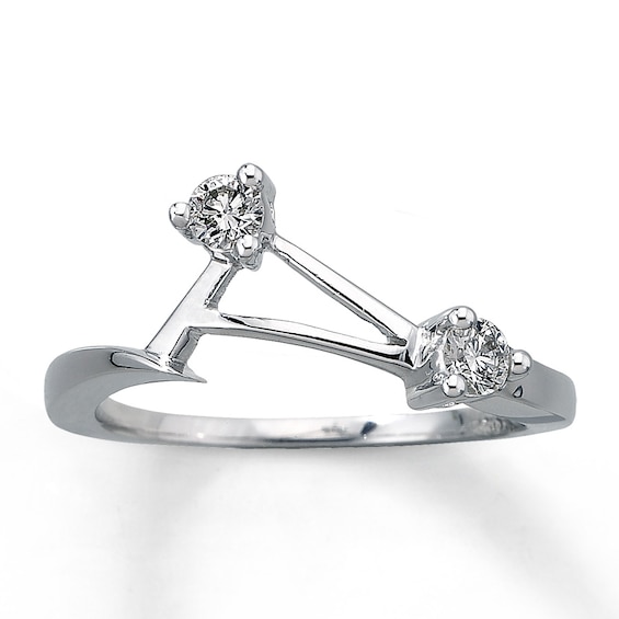 Previously Owned Diamond Wedding Band 1/5 ct tw Round-cut 14K White Gold Size