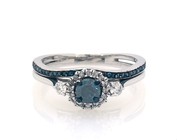Previously Owned Blue & White Diamonds 5/8 ct tw Bridal Set 14K White Gold