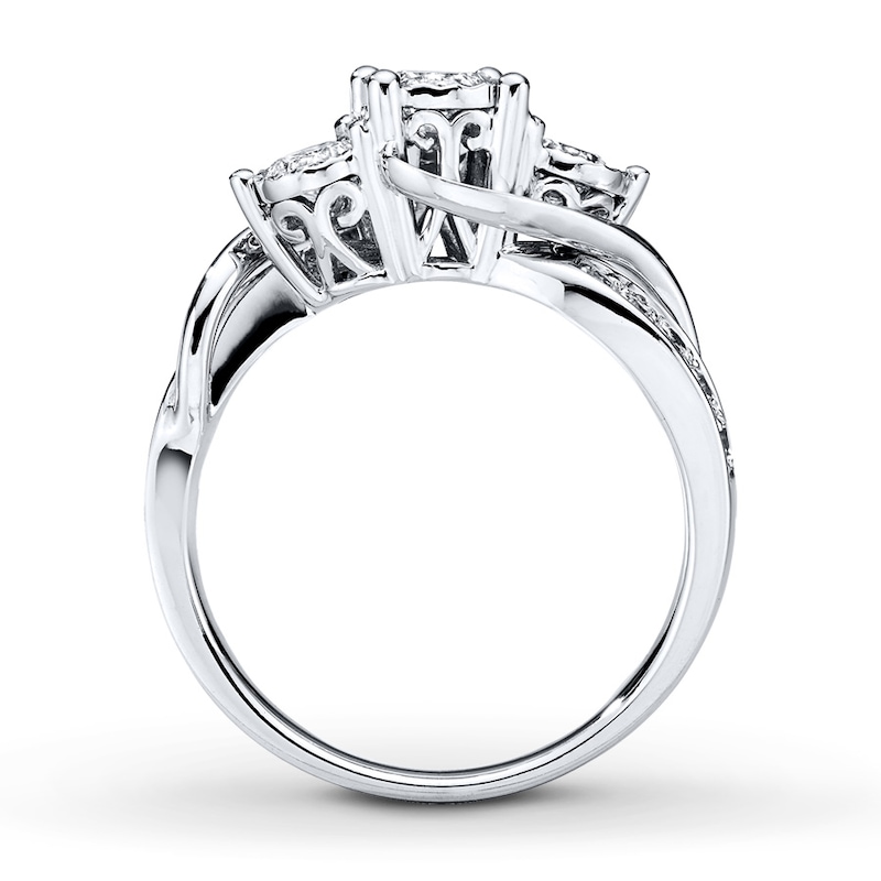 Main Image 2 of Previously Owned Diamond Ring 1 ct tw Round-cut 14K White Gold
