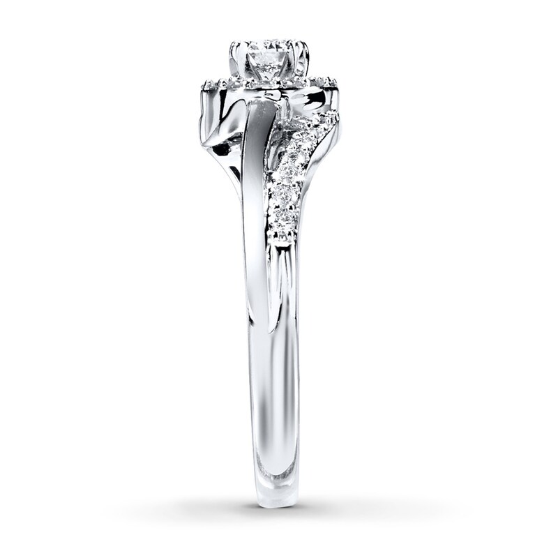 Main Image 3 of Previously Owned Diamond Engagement Ring 1/3 ct tw Round-cut 14K White Gold