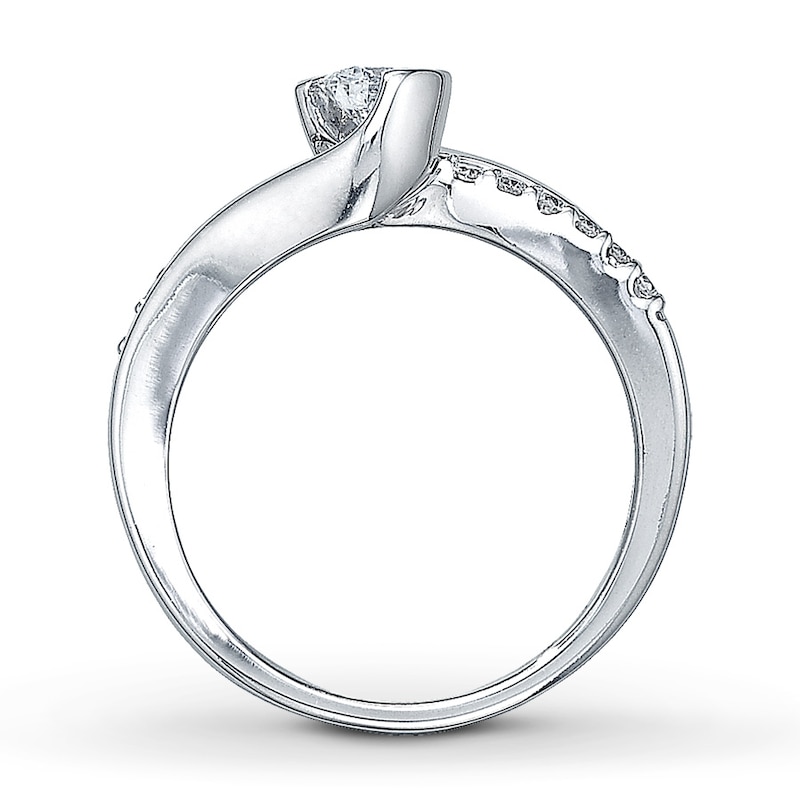 Main Image 2 of Previously Owned Diamond Engagement Ring 1/2 ct tw Round-cut 14K White Gold