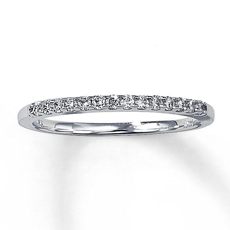 Main Image 1 of Previously Owned Previously Owned Band 1/6 ct tw Round-cut Diamonds 14K White Gold - Size 5.5