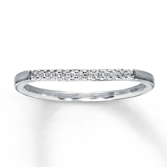 Previously Owned Ring 1/20 ct tw Round-cut Diamonds 10K White Gold Size 5